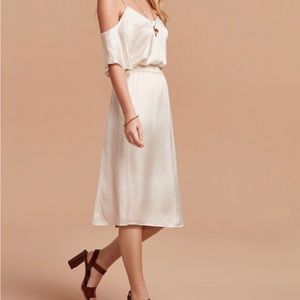 SOLD Aritzia Wilfred Contexte Skirt